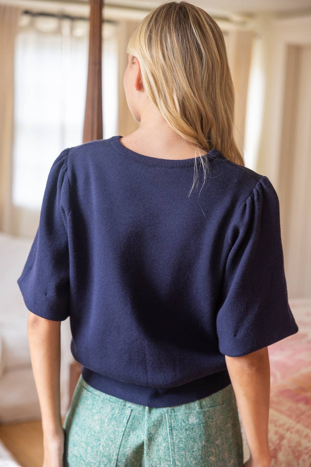 36827 Solid Knit Short Bubble Sleeve Top