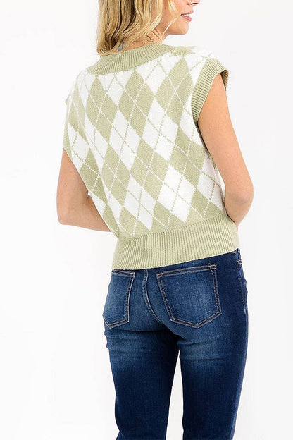 SLEEVELESS V-NECK COLORBLOCK KNIT SWEATER VEST