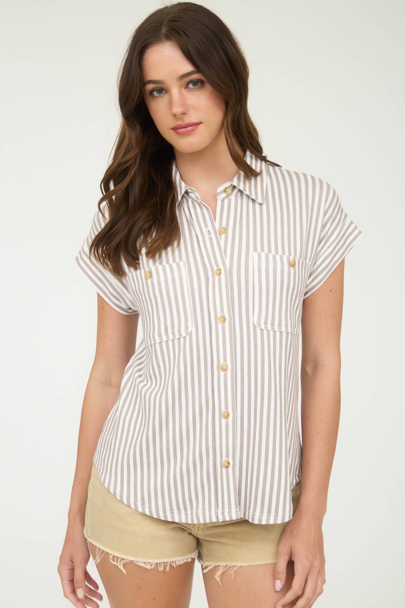 STRIPE COLLARED SHORT SLEEVE BUTTON DOWN TOP